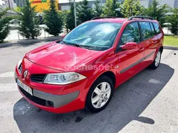 Rojo Usado 2008 Renault Mégane GrandTour Dynamique Familiar | 2700 € (Precio justo)