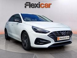 Blanco Usado 2021 Hyundai i30 Berlina | 13.990 € (Super precio)