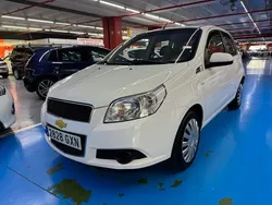 Blanco Usado 2010 Chevrolet Aveo LS Berlina | 5990 € (Un poco caro)