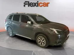 Blanco Usado 2023 Subaru Forester SUV | 24.990 € (Buen precio)