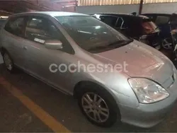 Gris / plata Usado 2002 Honda Civic LS Berlina | 3000 € (Buen precio)