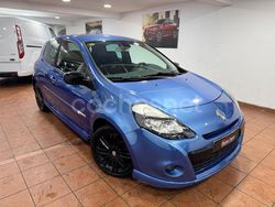 Azul Usado 2011 Renault Clio II GT Berlina | 4490 € (Buen precio)