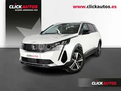 Blanco Usado 2023 Peugeot 5008 Allure Monovolumen | 24.350 € (Un poco caro)