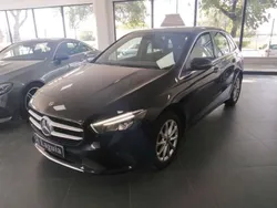 Negro Usado 2019 Mercedes B180 Monovolumen | 20.900 € (Caro)