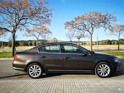 Marrón Usado 2012 VW Passat Highline Berlina | 9400 € (Precio justo)
