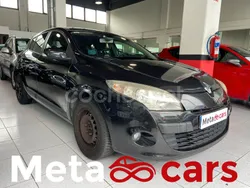 Negro Usado 2009 Renault Mégane III Dynamique Berlina | 6490 € (Caro)