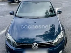 Azul Usado 2009 VW Golf VI Advance Berlina | 8990 € (Precio justo)