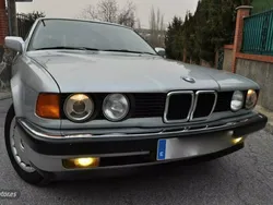 Plateado Usado 1989 BMW 730 Berlina | 9700 €