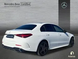 Blanco polar Usado 2024 Mercedes C200 AMG line | 45.900 € (Precio justo)
