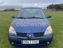 Azul Usado 2003 Renault Clio II Expression Berlina | 2300 € (Caro)