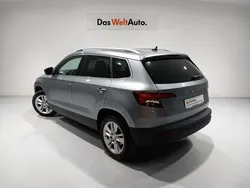 Gris Usado 2021 Skoda Karoq Ambition SUV | 21.600 € (Precio justo)