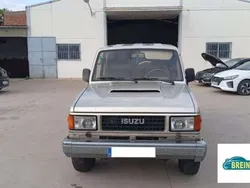 Beige Usado 1990 Isuzu Trooper SUV | 4200 €