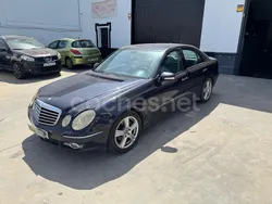 Azul Usado 2007 Mercedes E320 Avantgarde Berlina | 3499 € (Buen precio)