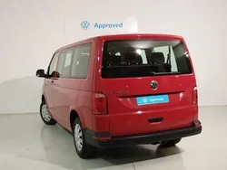 Rojo Usado 2018 VW Caravelle Trendline Monovolumen | 28.900 € (Precio justo)