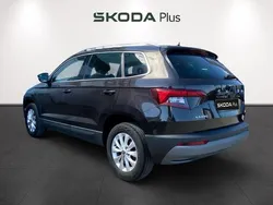 Marrón Usado 2021 Skoda Karoq Ambition SUV | 18.233 € (Buen precio)