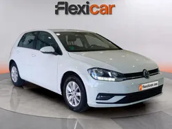 Blanco Usado 2019 VW Golf VII Advance Berlina | 15.890 € (Precio justo)