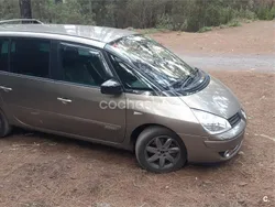 Marrón Usado 2011 Renault Grand Espace Monovolumen | 5000 €