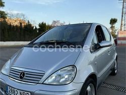 Gris / plata Usado 2003 Mercedes A160 Avantgarde Monovolumen | 2800 €