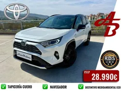 Blanco Usado 2019 Toyota RAV4 Hybrid SUV | 28.990 € (Precio justo)