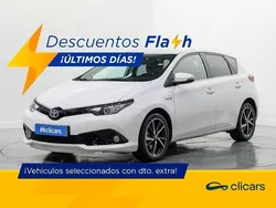Blanco Usado 2018 Toyota Auris Hybrid Edition Berlina | 14.790 € (Precio justo)