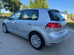 Gris / plata Usado 2009 VW Golf VI Highline Berlina | 7500 € (Buen precio)