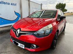 Rojo Usado 2015 Renault Clio IV Authentique Berlina | 5100 € (Buen precio)