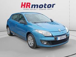 Azul Usado 2012 Renault Mégane III Authentique Berlina | 6980 € (Precio justo)