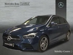 Denim blue metallic paint Usado 2023 Mercedes B200 AMG line Monovolumen | 30.900 € (Precio justo)