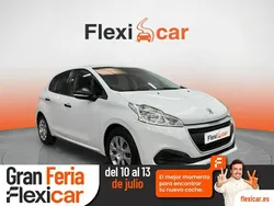 Blanco Usado 2017 Peugeot 208 Access Utilitario | 7990 € (Precio justo)