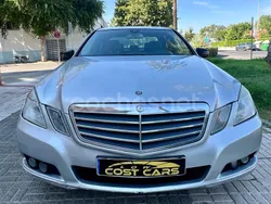 Gris / plata Usado 2011 Mercedes E200 Berlina | 7990 € (Super precio)