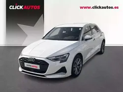 Blanco Usado 2025 Audi A3 Advanced Berlina | 29.500 € (Buen precio)