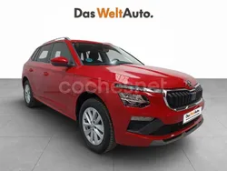 Rojo Usado 2024 Skoda Kamiq Selection SUV | 20.990 € (Precio justo)