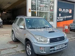 Gris / plata Usado 2001 Toyota RAV4 Sol SUV | 9500 € (Caro)