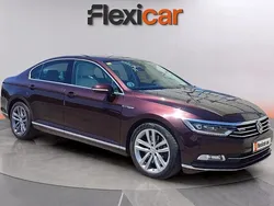Granate Usado 2016 VW Passat Sportline Berlina | 18.590 € (Precio justo)
