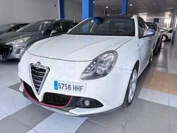 Blanco Usado 2012 Alfa Romeo Giulietta Distinctive Utilitario | 8990 € (Un poco caro)