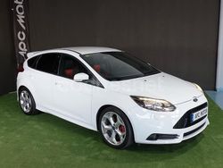 Blanco Usado 2014 Ford Focus ST Berlina | 14.700 €