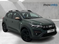 Verde Usado 2024 Dacia Sandero Extreme Berlina | 17.900 € (Precio justo)