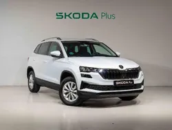 Blanco cmetalizadoe Usado 2024 Skoda Karoq Selection SUV | 27.900 € (Un poco caro)