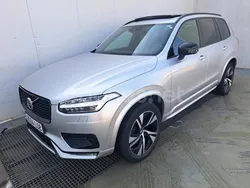 Gris / plata Usado 2021 Volvo XC90 R-Design SUV | 48.900 € (Un poco caro)
