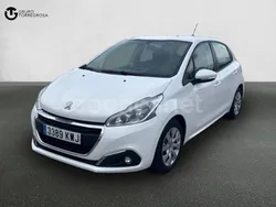 Blanco Usado 2019 Peugeot 208 Active Utilitario | 9900 € (Precio justo)