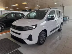 Blanco Nuevo 2025 Opel Combo Business Edition Monovolumen | 21.900 € (Precio justo)