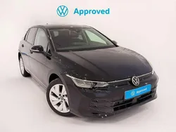 Negro Nuevo 2025 VW Golf VIII Match Berlina | 38.150 €