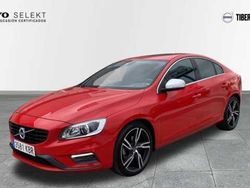 Rojo Usado 2017 Volvo S60 R-Design Momentum Berlina | 25.895 €