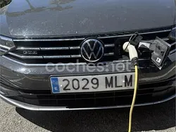Gris / plata Usado 2021 VW Passat GTE Familiar | 23.500 € (Precio justo)