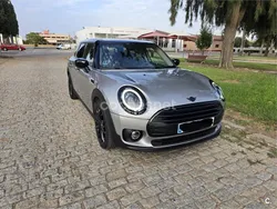 Gris / plata Usado 2023 Mini Cooper D Clubman Familiar | 28.500 €