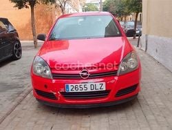 Rojo Usado 2006 Opel Astra Cosmo Berlina | 2200 € (Buen precio)