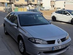 Plateado Usado 2005 Renault Laguna II Berlina | 2500 € (Super precio)