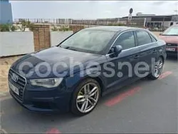 Azul Usado 2014 Audi A3 Attraction Berlina | 11.000 € (Caro)