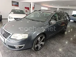 Azul Usado 2009 VW Passat Highline Familiar | 5690 € (Precio justo)