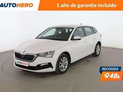 Blanco Usado 2021 Skoda Scala Ambition Utilitario | 15.713 € (Precio justo)